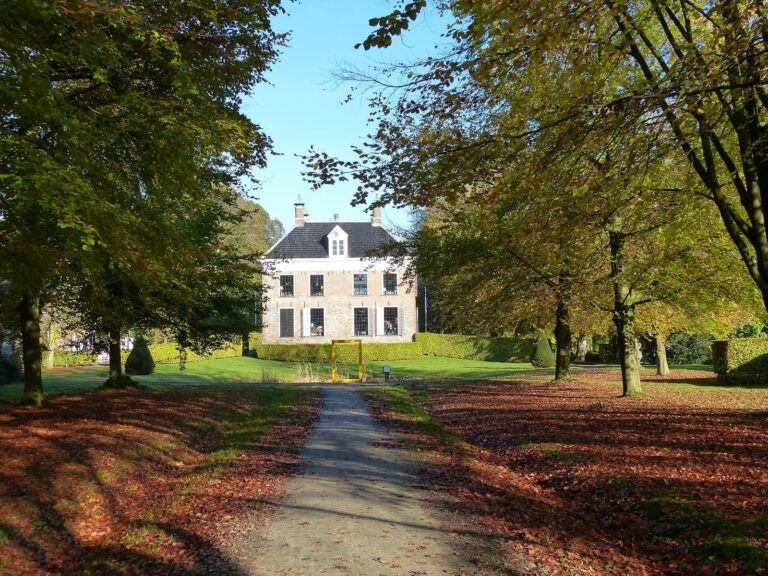 De parkaanleg van Landgoed Ennemaborg.