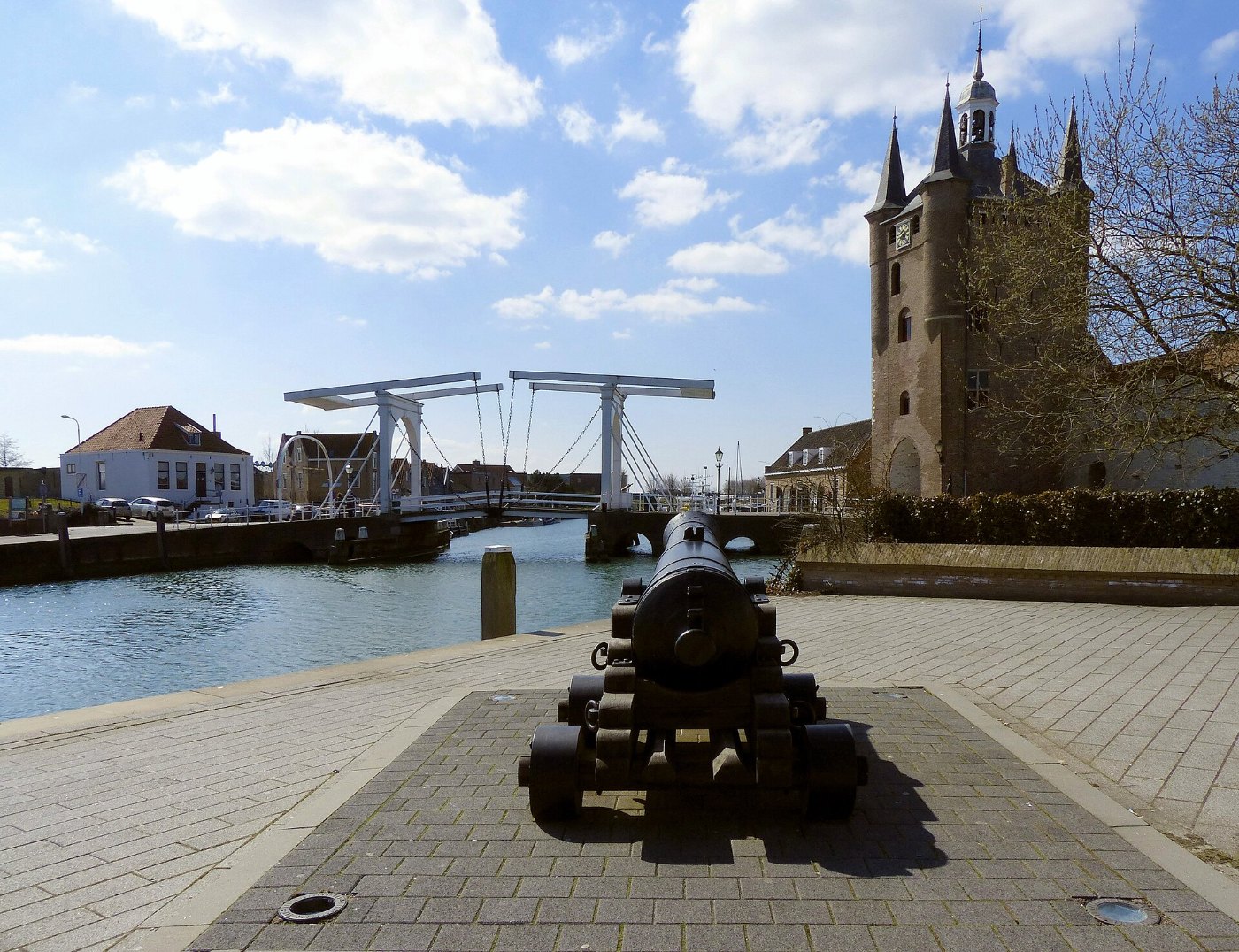 Het havenhoofd van Zierikzee aan de Oosterschelde, de beste plek om vanaf de kant bruinvissen te zien